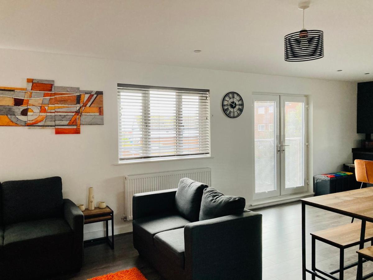 Spacious Newly Built Apartment Rhos On Sea, Colwyn Bay Екстер'єр фото