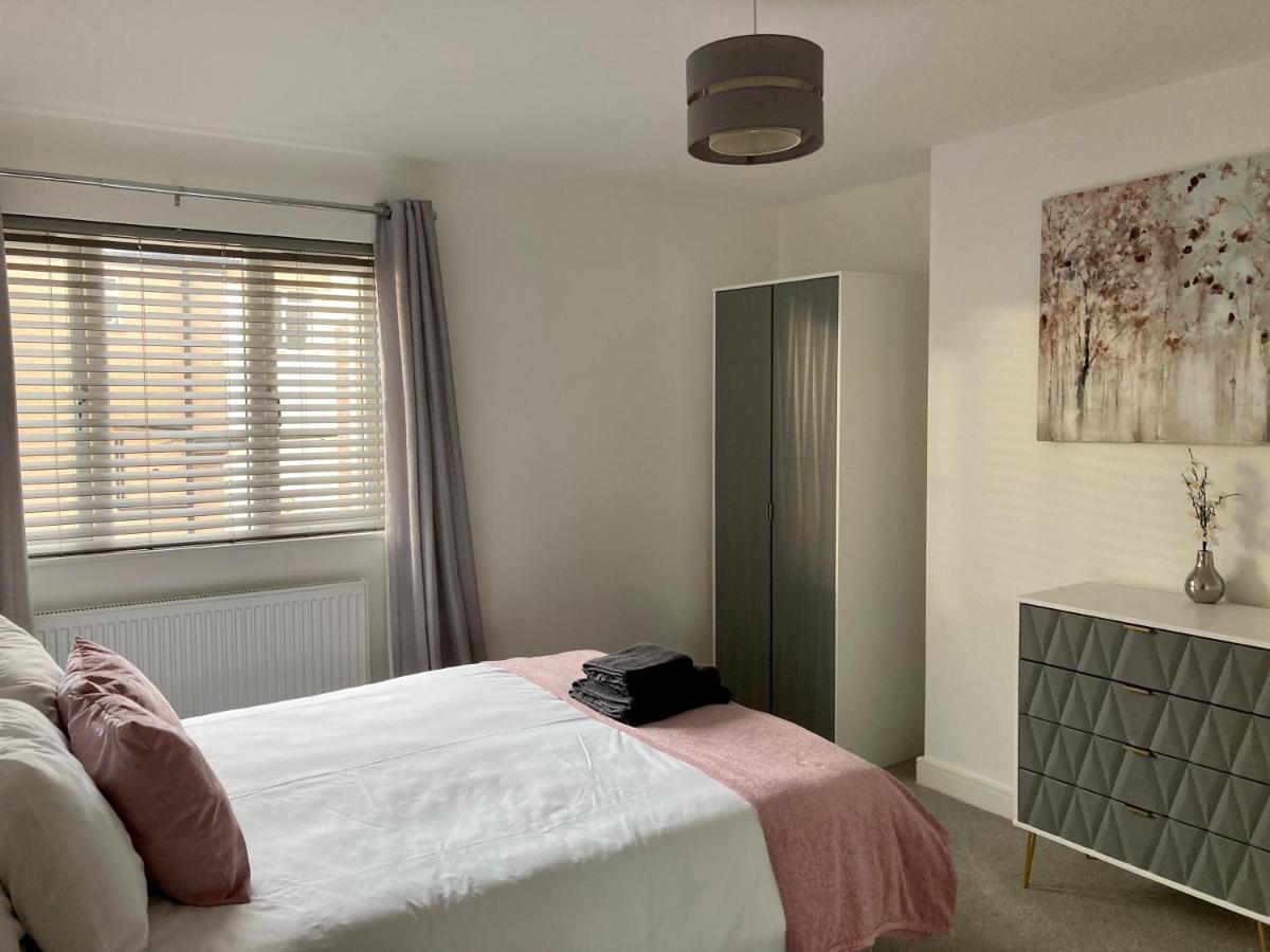 Spacious Newly Built Apartment Rhos On Sea, Colwyn Bay Екстер'єр фото